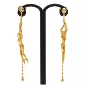 Carrera y Carrera goddess earrings